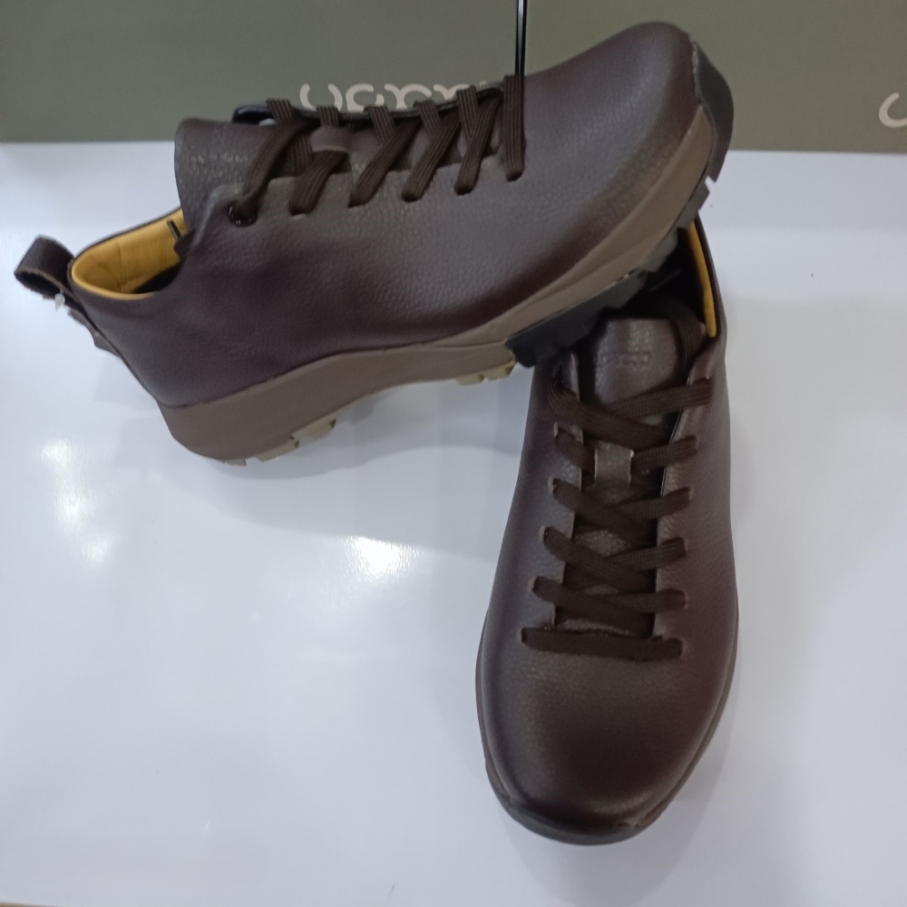 Мужские кожаные кроссовки клас – обзор и цена Men Shoes Louboutin